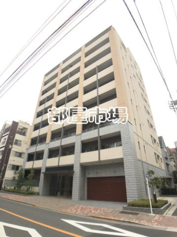 フォンターナ入谷の外観
