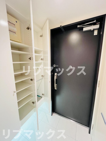 【玄関】