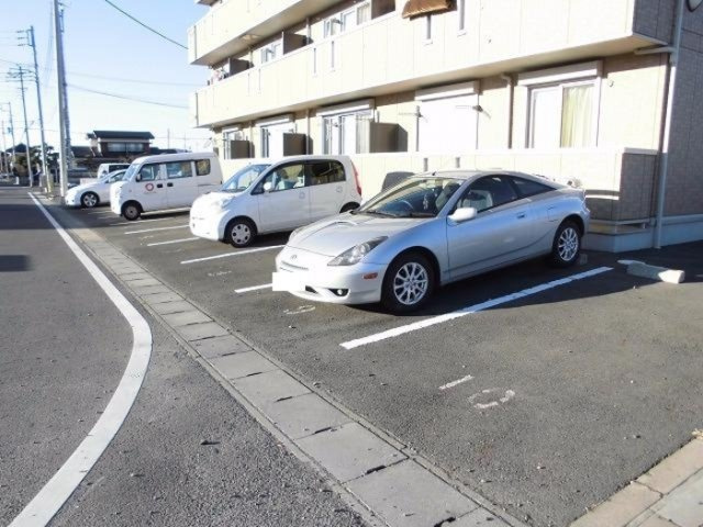 シュエット　ププレの駐車場