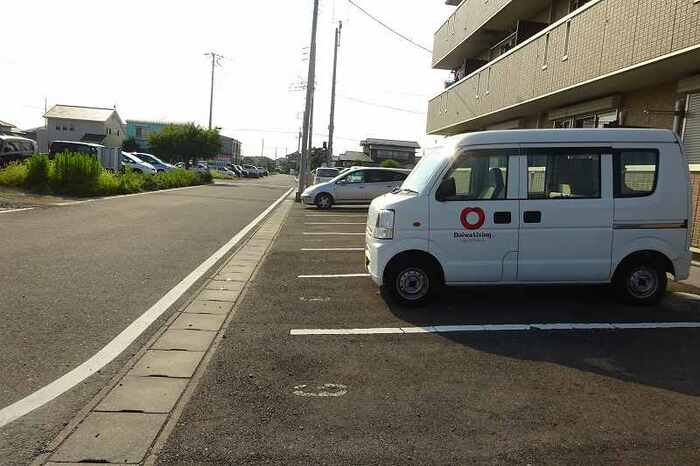 シュエット　ププレの駐車場
