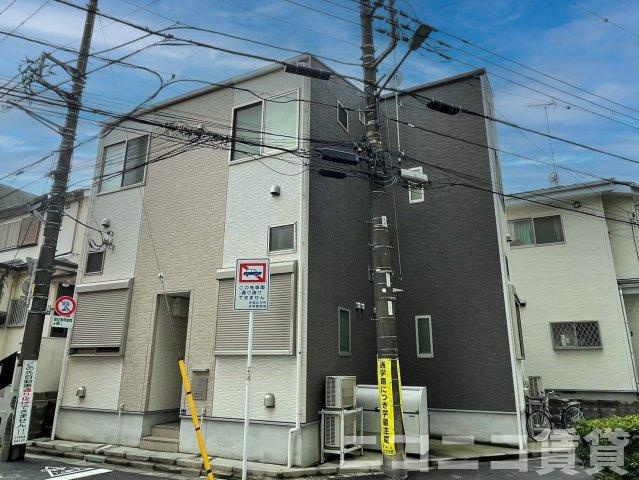 板橋区泉町のアパートの外観