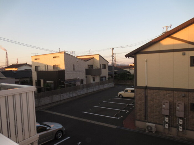 【駐車場】