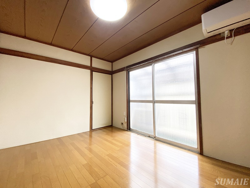 佐々木マンションの寝室|6帖の洋室です☆