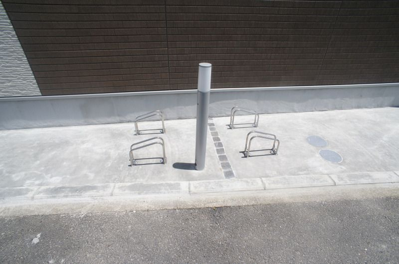 リブリ・港南中央の駐車場