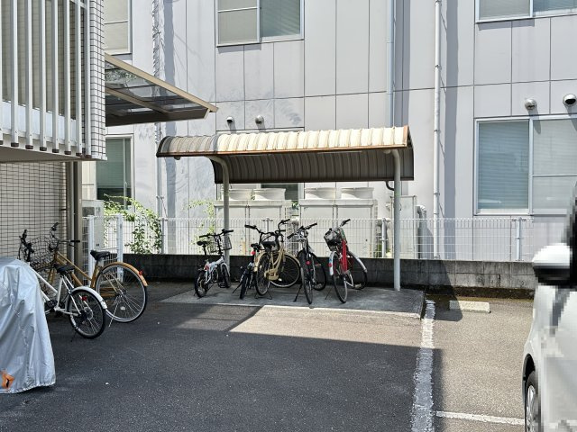 カトゥル セゾン札場のその他共用部分