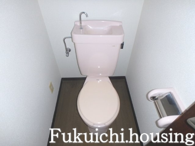 グレイセフル経堂のトイレ