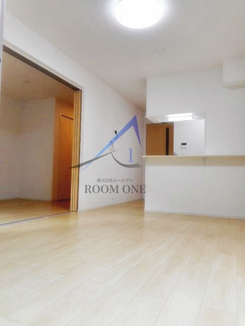 エテルナの居間・リビング|洋室のお部屋です。