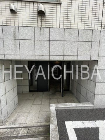 レアシス秋葉原のエントランス