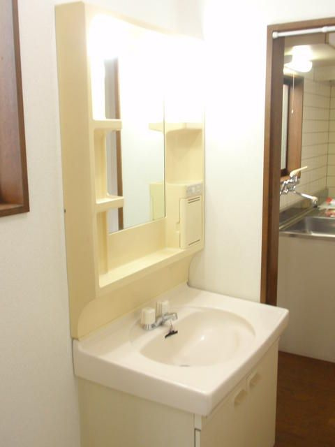 かいど荘の洗面所