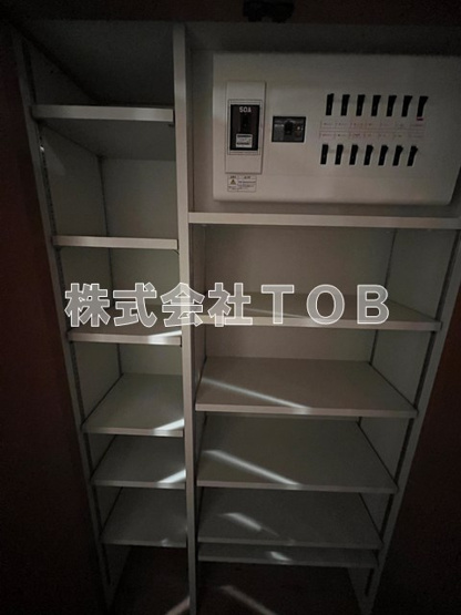 【その他】 | コートハウス千歳船橋 | 廊下収納