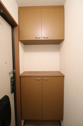 【玄関】 | グランシャリオ・Ｓ　B | シンプルで使いやすい玄関です