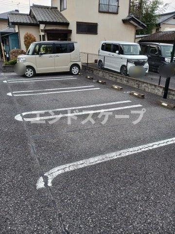 チャーサイトの駐車場|高崎、前橋のお部屋探しはエンドスケープまで！お客様の理想お聞かせ下さい♪