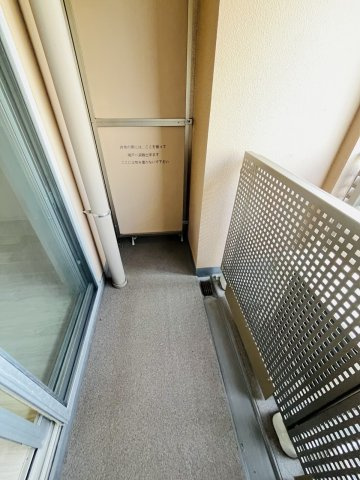 【バルコニー】