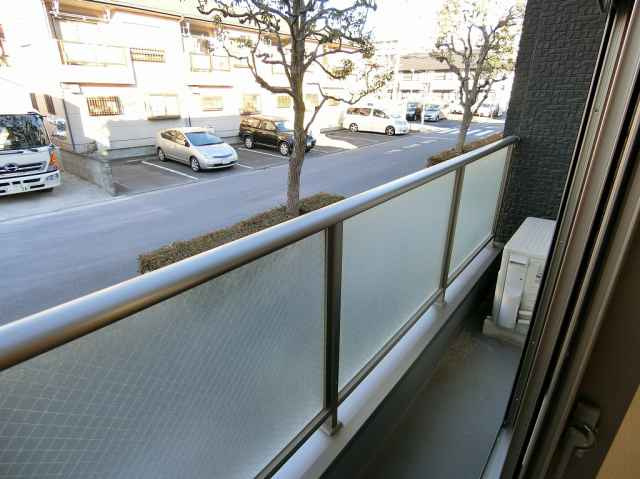 強化ガラスバルコニー