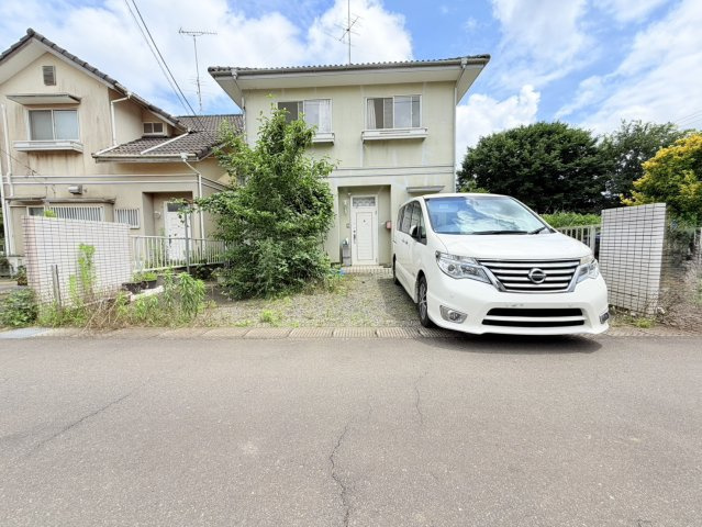 稲敷市蒲ヶ山中古物件の駐車場