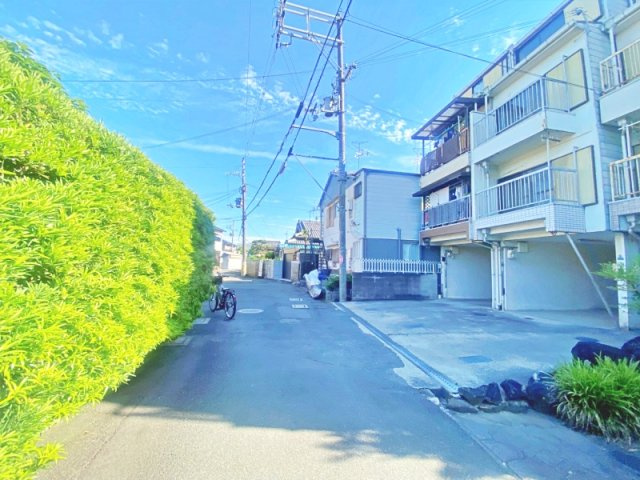 戸建 守口市大久保町５丁目の前面道路含む現地写真