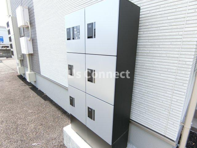 【その他共用部分】 | Ｒｅｏｎ北町 | 宅配ＢＯＸでいつでも荷物を受け取れます。