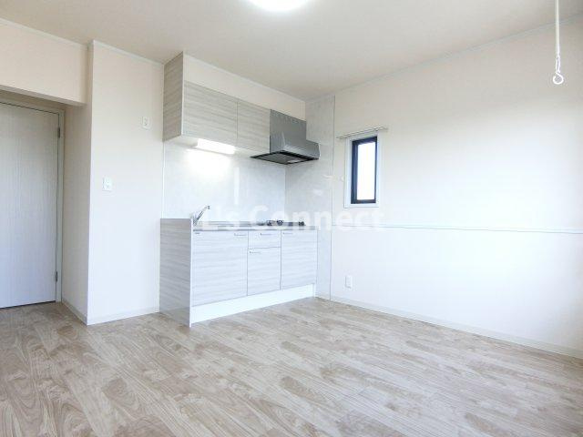 【居間・リビング】 | Ｓｏｌｅａｄｏ | 角部屋で２面に窓があります。