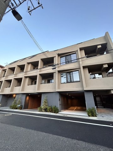 レジデンス文京六義園フロントの外観