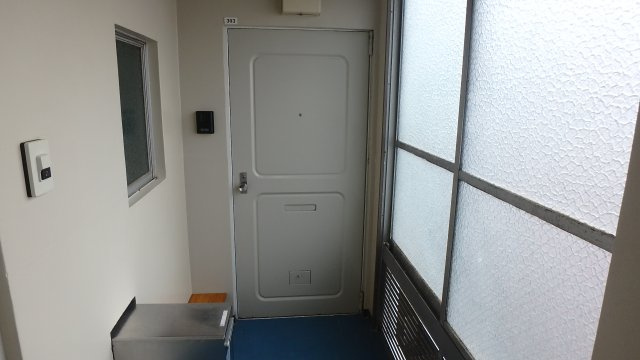 中村ビルのロビー