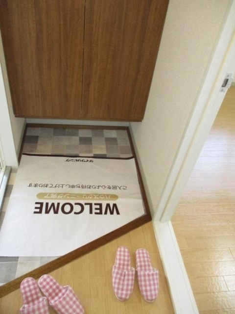 楠小路　B棟の玄関|玄関