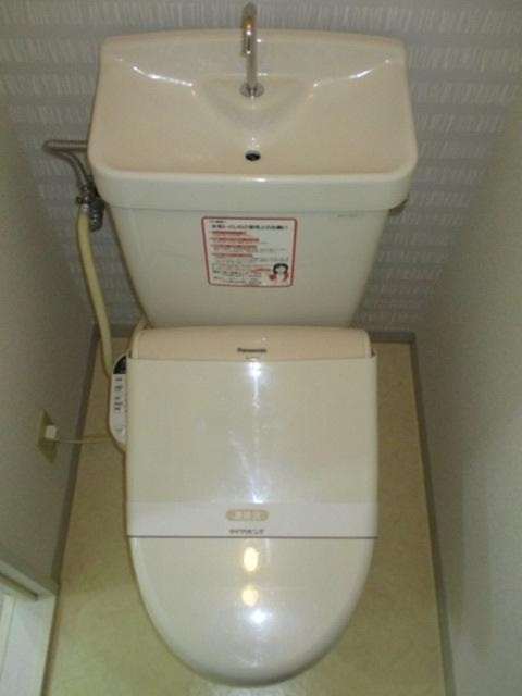 楠小路　B棟のトイレ|温水洗浄暖房便座