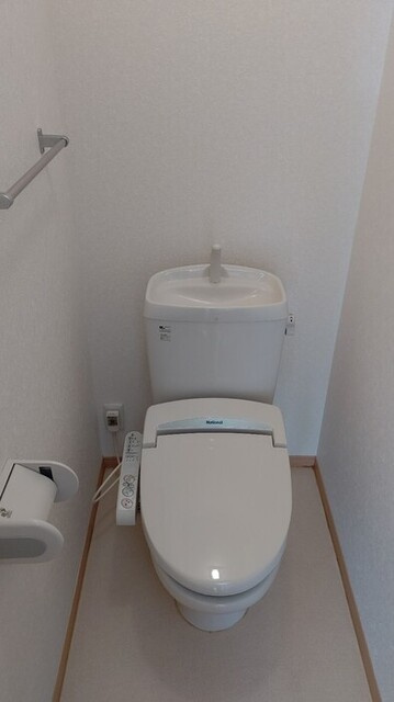 ピュア　B棟のトイレ|トイレ