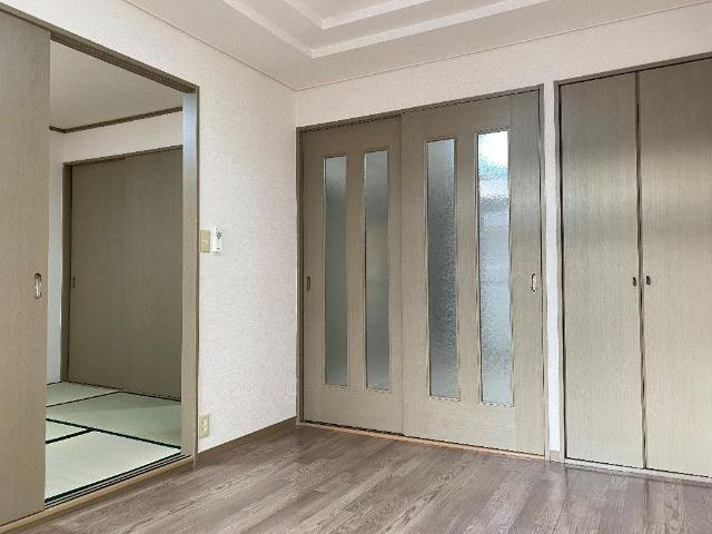 レジデンス板倉Ａ棟の内装|洋室