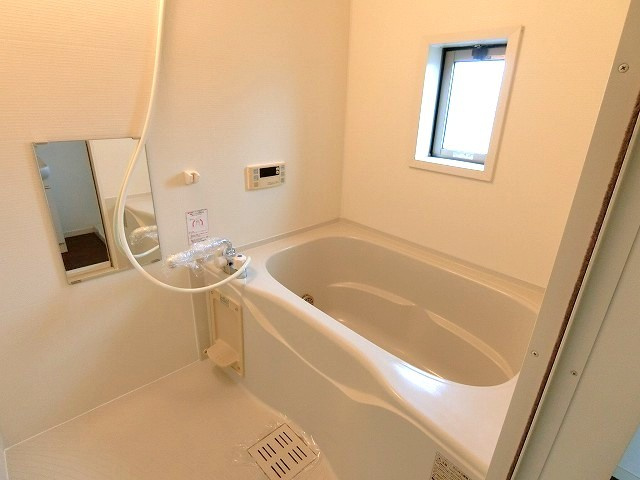 グリーンリーブス南流山の浴室|202号室のお写真となります