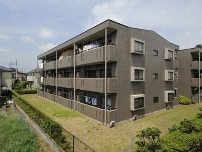 ★3階建てのマンション★
