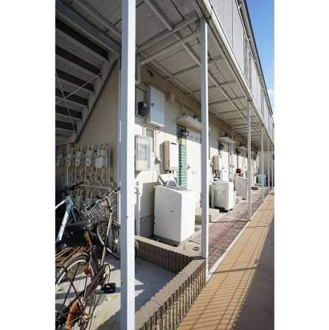 イーストヒルズ・Ａのエントランス|共用部廊下