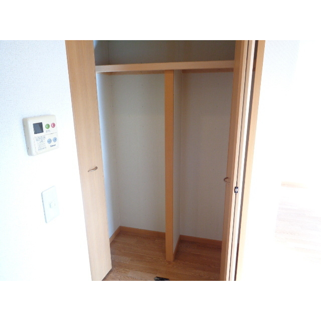 岐阜市芥見大船２丁目のアパートの収納