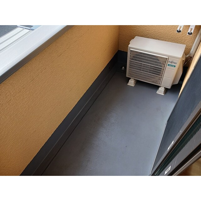 羽島郡岐南町伏屋７丁目のアパートのバルコニー