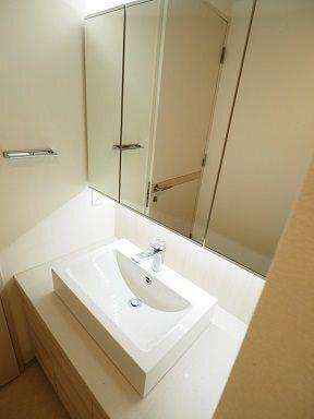 【洗面所】
