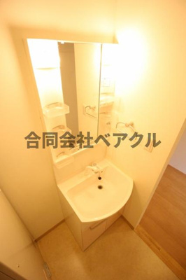 【洗面所】 | ドミール・ときめき坂 | コンパクトで使いやすい洗面所