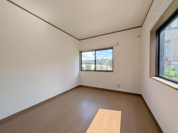 【子供部屋】 | ベッドや机の配置もしやすく好きなものを飾る楽しみもあるお部屋♪お好みの部屋を自由につくることができます！
