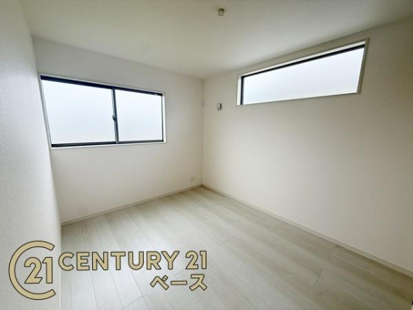 リーブルガーデン東九条町 １号棟 ／新築一戸建の洋室|■2面採光で明るい雰囲気のお部屋です！