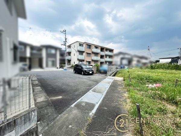 橿原市石川町の売地の前面道路含む現地写真|■現地撮影写真■落ち着いた雰囲気の閑静な住宅地内です！