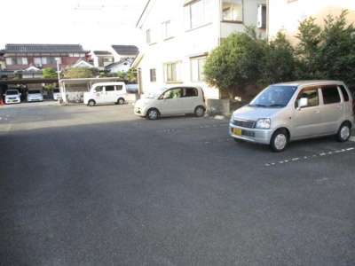 【駐車場】 | ハイツ万葉B棟