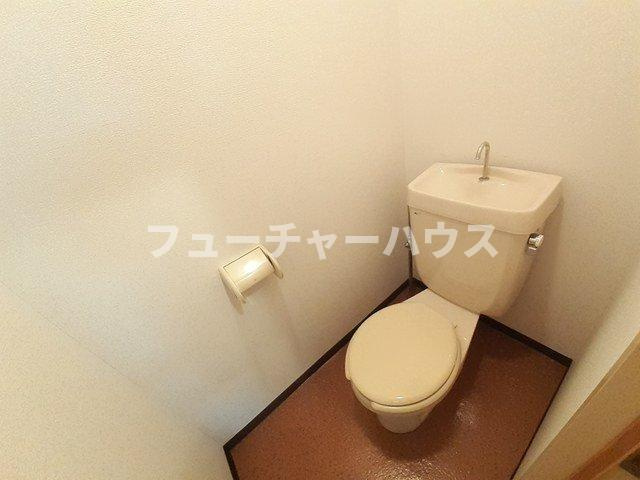 エスタシオンⅠのトイレ|清潔感のあるトイレです