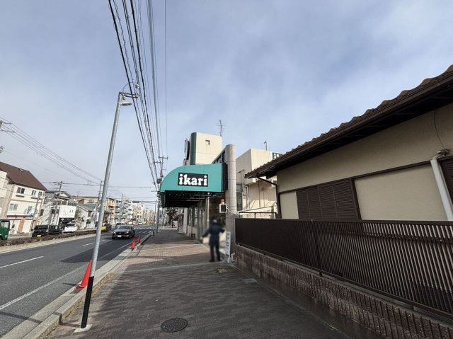 レオパレス西岡本の周辺