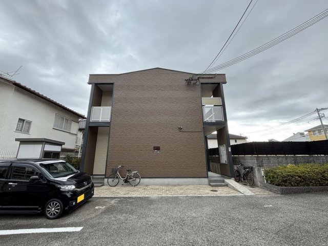 レオパレス西岡本