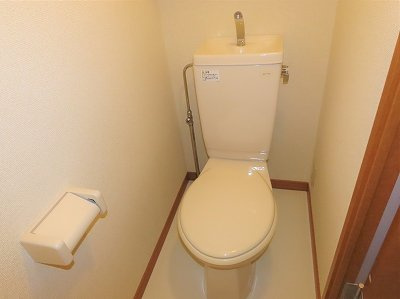 レオパレスフローリッシュのその他|お風呂、トイレは完全別です