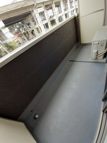ティ・シュティル　都町のバルコニー