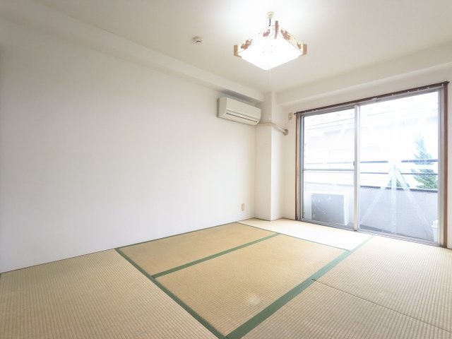 ワイケービー桜台の和室|日本らしい落ち着いた雰囲気の和室です