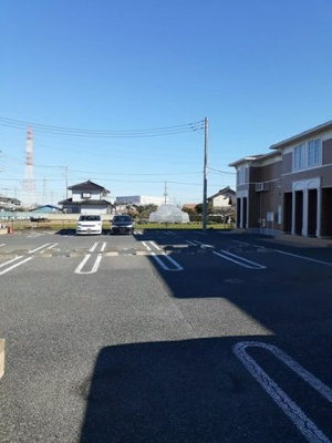 【駐車場】 | プリムローズＢ