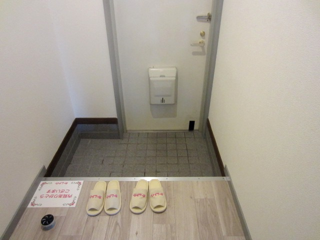 【玄関】