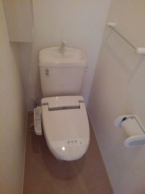 【トイレ】 | ヒルレジェンド | 清潔感のあるトイレです