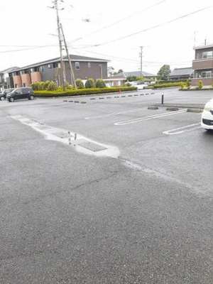 【駐車場】 | ベル　セレーノ　Ａ棟 | 駐車スペースもあります