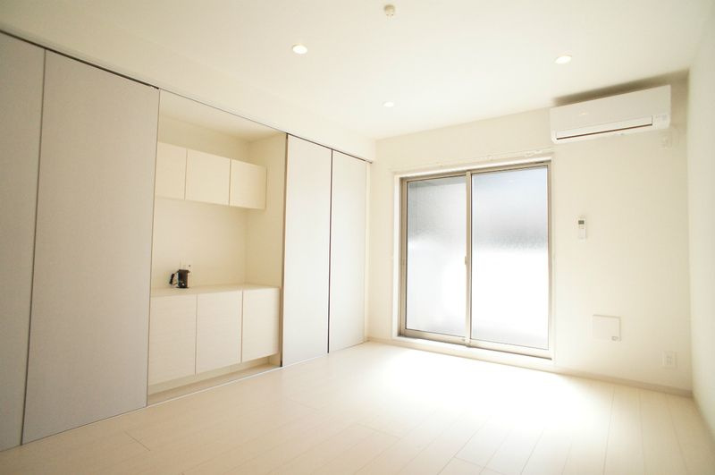 鎌倉市岡本２丁目の賃貸マンションの居間・リビング